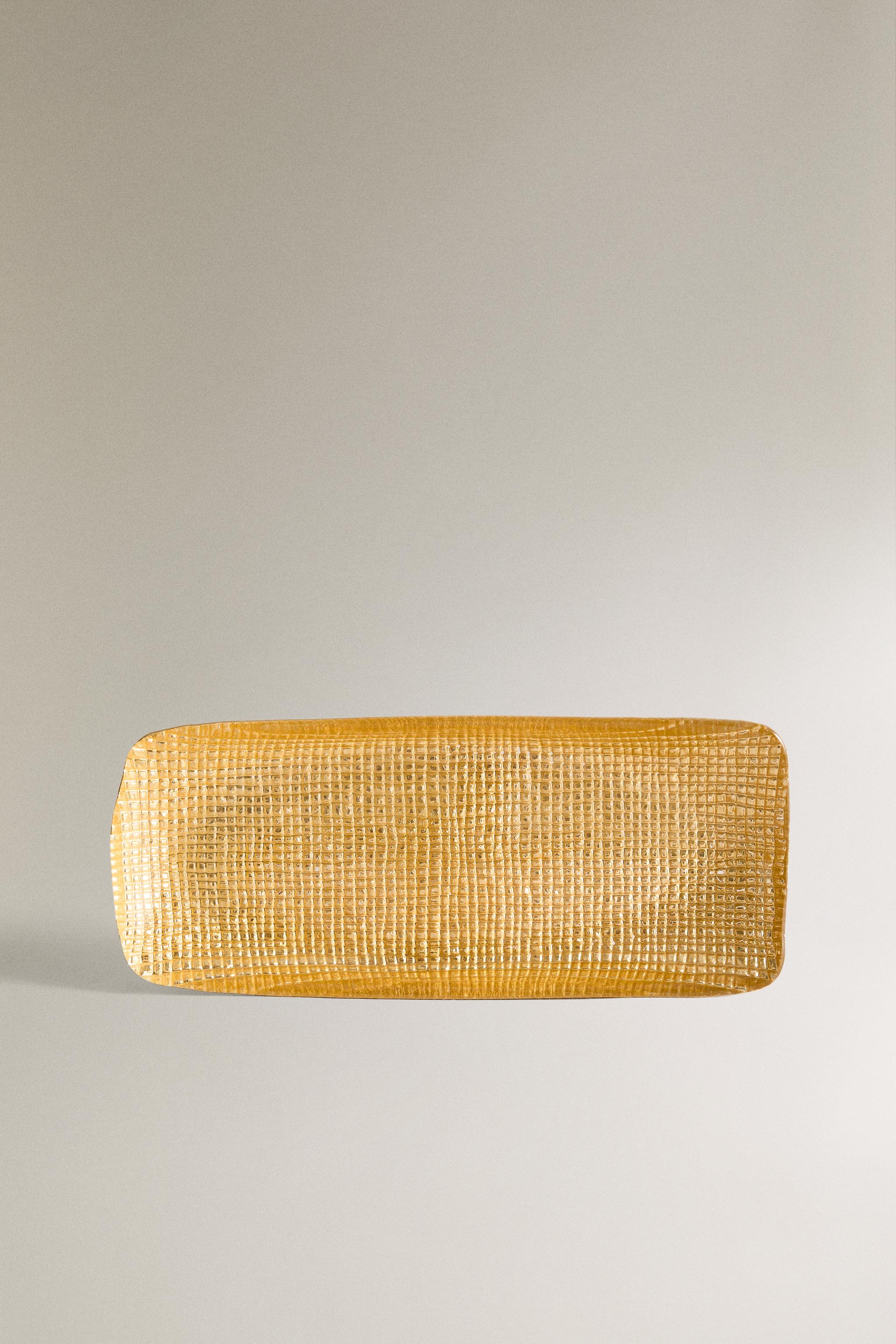 IRREGULAR GOLDEN GLASS SERVING DISH